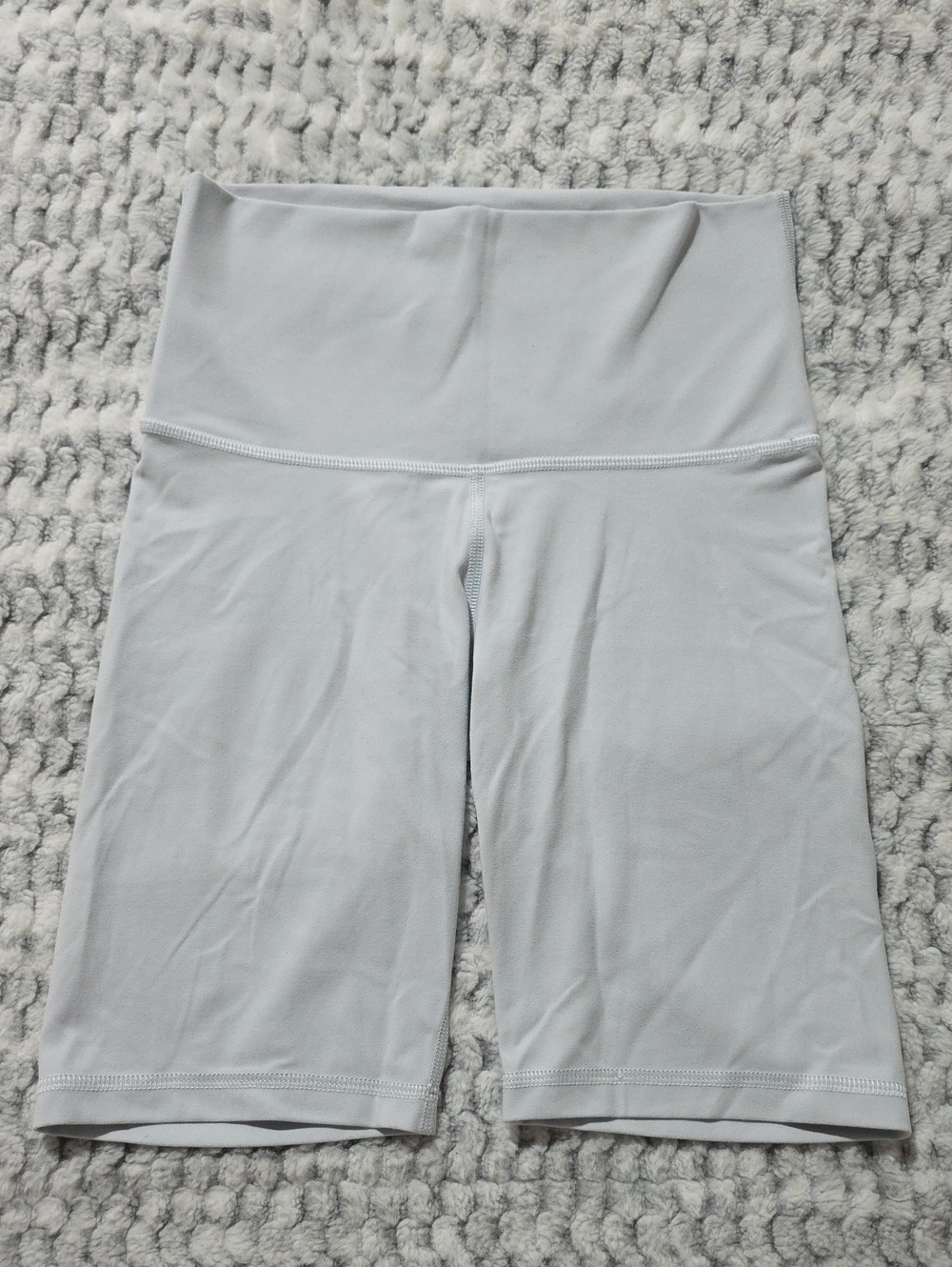 Aritzia TnActiom Light Gray High-Rise Bike Shorts